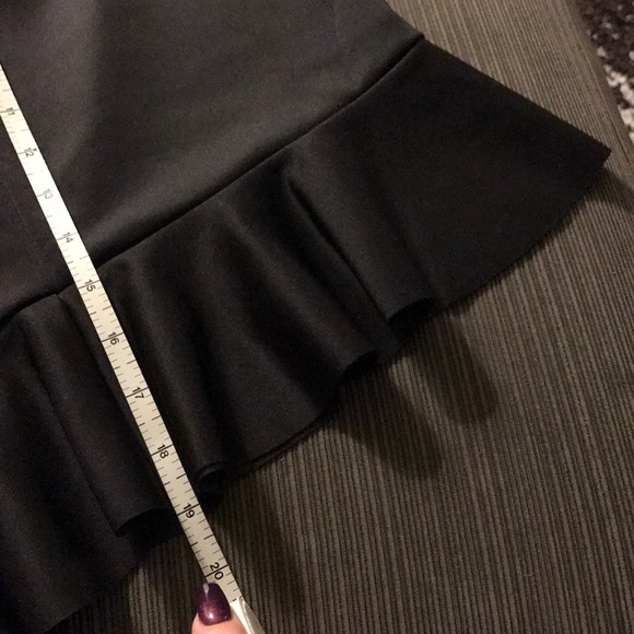 Classy black asymmetrical skirt - Picture 2 of 5